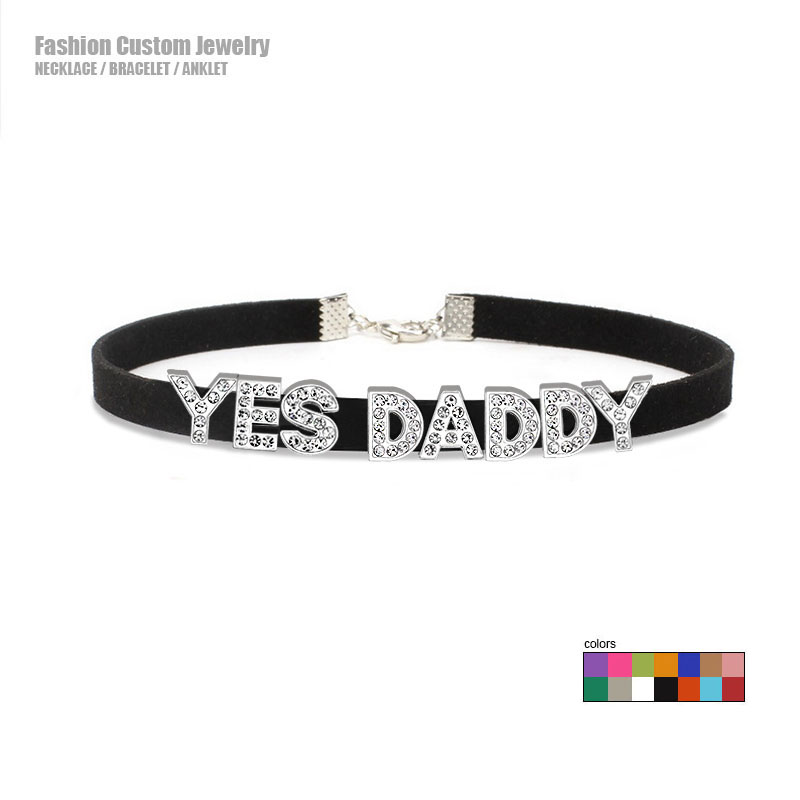 Gargantilla Sexy con letras de - Body Jewelry Goth reseña y precio