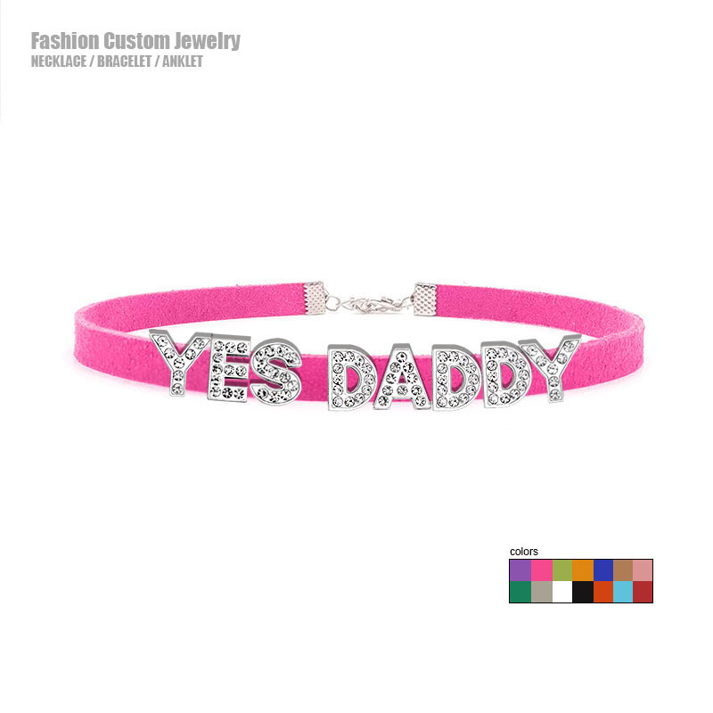 Gargantilla Sexy con letras de - Body Jewelry Goth reseña y precio