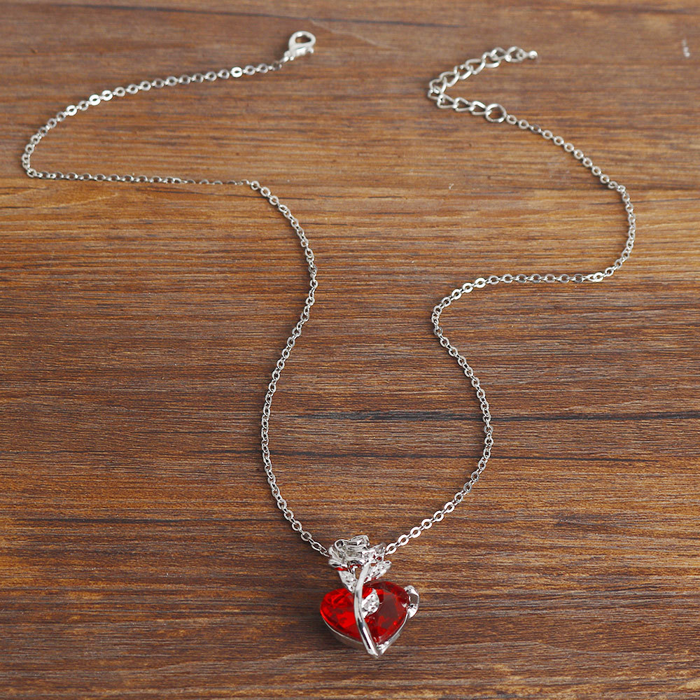 Collar con Colgante de Rosa de - Body Jewelry Goth reseña y precio