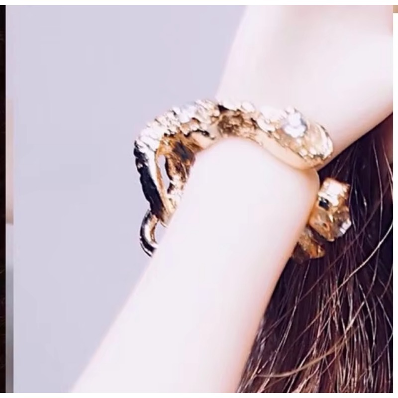 Pulsera de Metal a escala 1/6, - Body Jewelry Real Gold reseña y precio